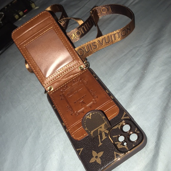 Néw iPhone Case - Picture 3 of 7